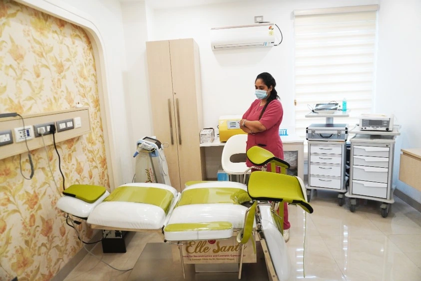 Procedure Room, Elle Sante, Reconstructive & Cosmetic Gynaecology